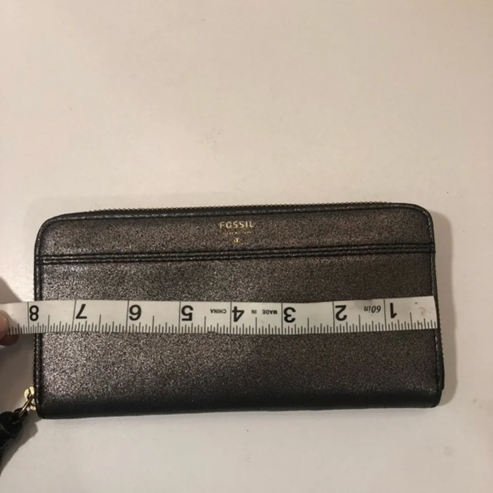 Fossil black shimmer tassel clutch bag wallet